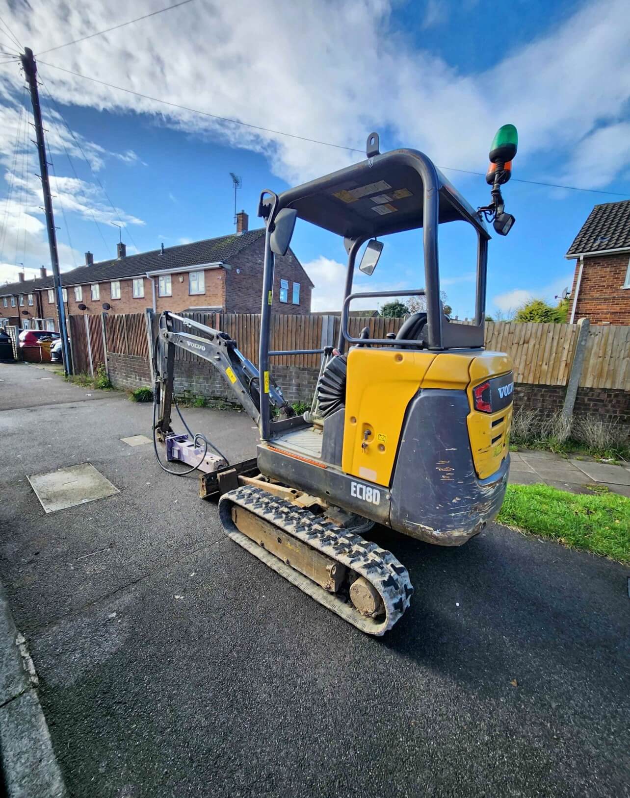Image of waste removal vehicle